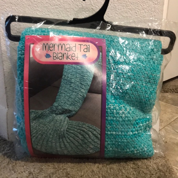 Other - NEW Mermaid Tail Blanket
